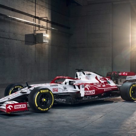 Formula Uno: l’Alfa Romeo presenta la nuova C41 Orlen