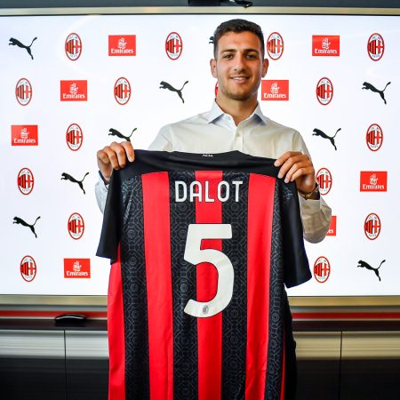 Calciomercato Milan: Offerti 14 milioni per il riscatto di Dalot. Aggiornamenti su Tomori, Diaz e Laxalt