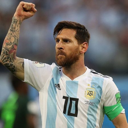 Messi annuncia l’addio all’Argentina
