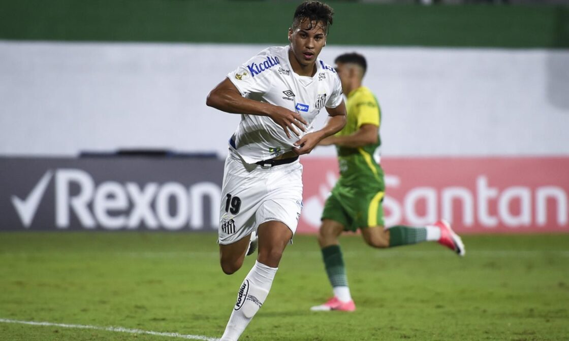 Calciomercato: sfida Juventus-Milan per Kaio Jorge, ma c’è anche il Napoli