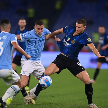 Lazio-Inter 3-1, voti e pagelle: Barella lotta, male Gagliardini, Skriniar e Handanovic