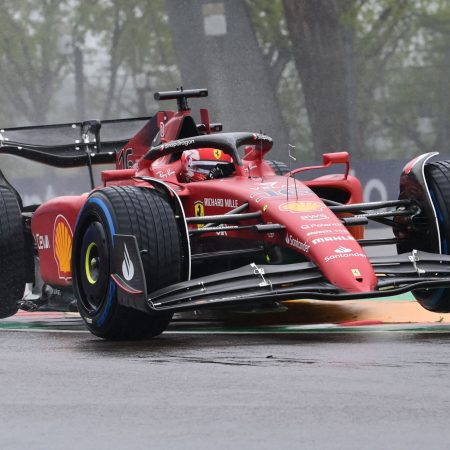 F1 GP dell’Emilia Romagna, FP1: “1-2 Ferrari sotto la pioggia, sorprende la Haas”