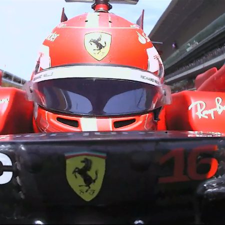 F1, Gp di Spagna, FP1: “1-2 Ferrari, Verstappen tradito dal traffico”