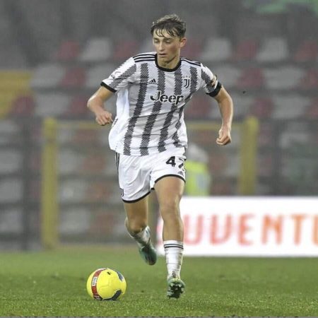 Calciomercato Juventus: Huijsen in prestito alla Roma
