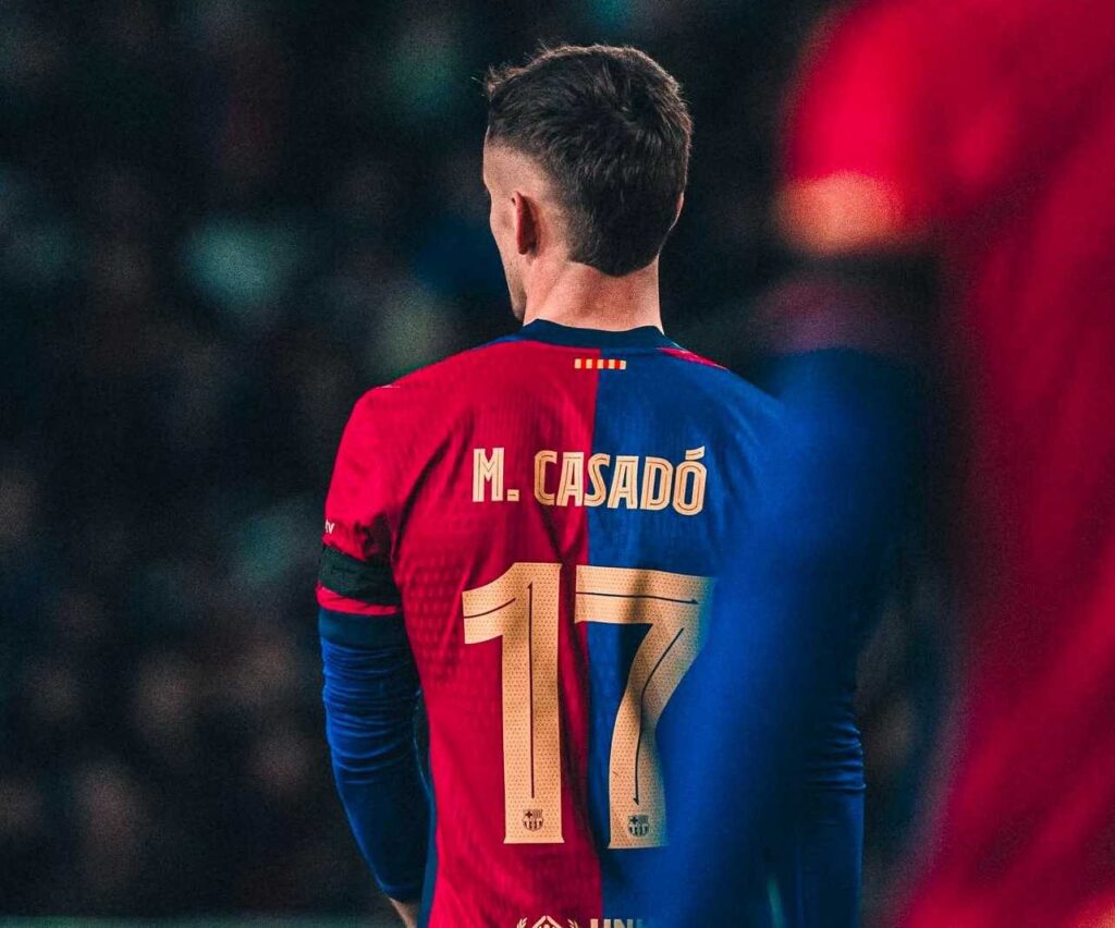 Il Manchester United prepara un’offerta monstre per il centrocampista del Barcellona